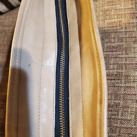 Vintage Coach Putty Leather Brighton Bag - Picture 8 of 9